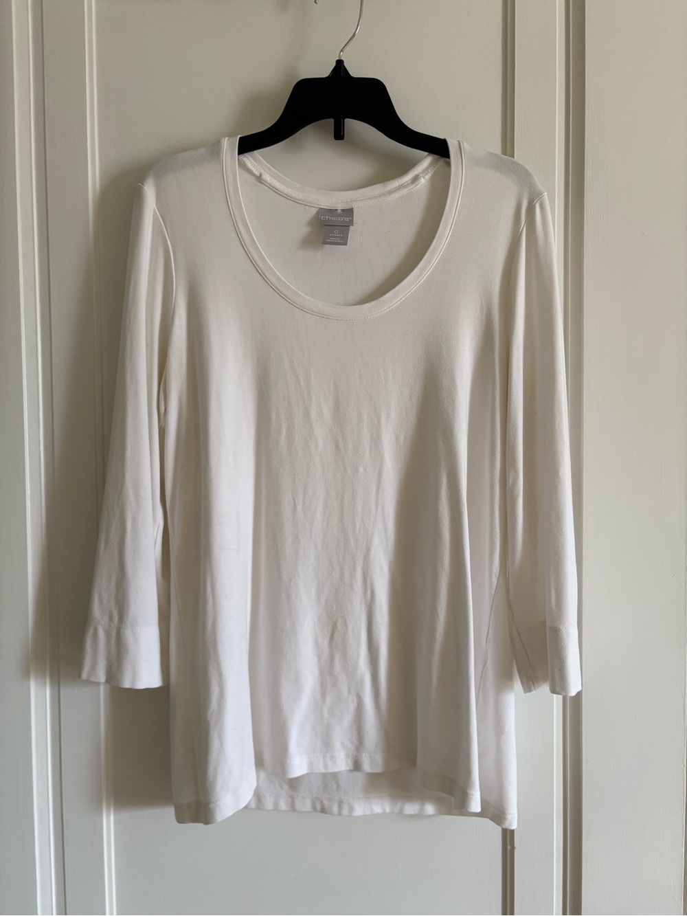 Chico's Cream Scoop-Neck Long Sleeve Top